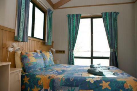Tuross Lakeside Holiday Park ทูรอสเฮดส์ ภายนอก รูปภาพ